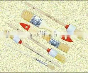 Wooden Handle Round Head Paint Brush thumbnail-1