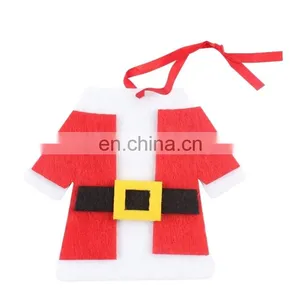 Dropshipping 10 PCS Christmas Red Nonwoven Small Pendant Christmas Tree Hanging Decorations thumbnail-2