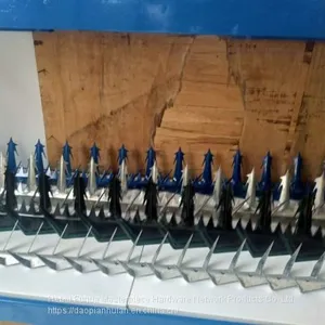 Security Middle Wall Spike / Fencing Razor Spikes thumbnail-3