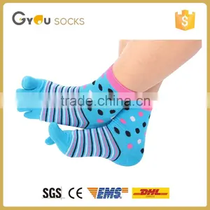 2016 Japan Style Five Toe Socks With Cute Pritted Pattern thumbnail-1