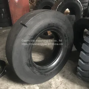 Henan Fengshen Scraper Smooth Tire 12.00-24 Mine Forklift 1200-24 Tire thumbnail-1