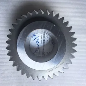 GEAR 4TH SPEED 35 T. Suitable to ZF TRANSMISSIONS 1316303065 95531536 95002661 81 32302 0033 42532748 European Trucks thumbnail-2