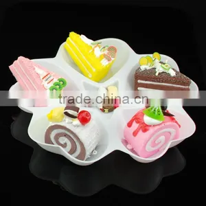 Hot Selling Plastic Plates Disposable Compartment Dessert Dish Plate for Weeding Picnic thumbnail-1