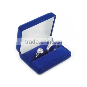 Best Selling High Quality Engagement Custom Velvet Style Ring Box thumbnail-3