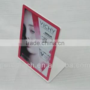 Pylon Sign E-paper Display for Exclusive Counter and Shlef E-paper Advertisement thumbnail-1