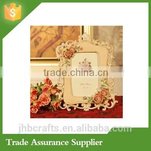 Table Top Pearl Resin Family Photo Frame thumbnail-1