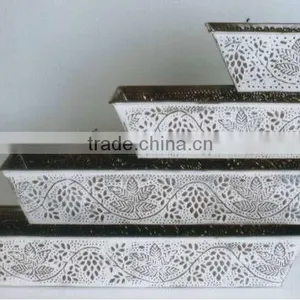 Planters thumbnail-1