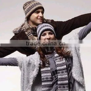 JACQUARD KNITTED LOVE ACRYLIC BEANIE thumbnail-1