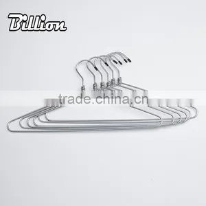 Wholesale Fashion Simple Style Wire Hanger Metal Hooks for Clothes Hanger thumbnail-1