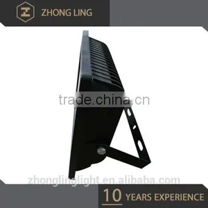 Led Flood Light Whit Lens 20w thumbnail-2