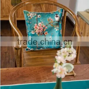 Chinese Style Flower-And-Bird Printed Polyester Table Runner thumbnail-5