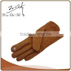 Girl's Winter Cute Butterfly Decorated Pink Gloves thumbnail-6