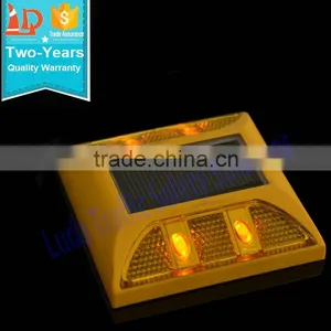 Hot Sale Solar Energy Products Solar Road Stud For Traffic Safety Security thumbnail-2