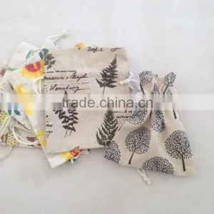 Small Mini Linen Drawstring Bags With Customerized Design thumbnail-2