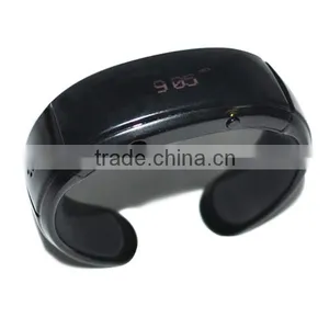 China Best Price Wireless Bluetooth Bracelet With Vibration Sms thumbnail-1