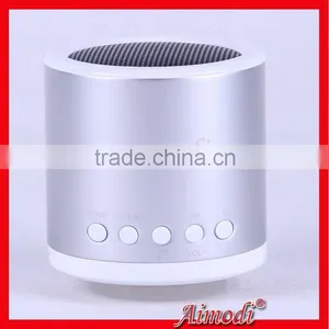 2015 China Supplier Enjoy Music Wireless Bluetooth Mini Speaker With tf Card thumbnail-2