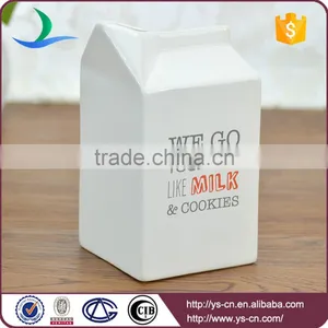 China Supplier Milk Carton Shape Ceramic Milk Jug Wholesale thumbnail-1