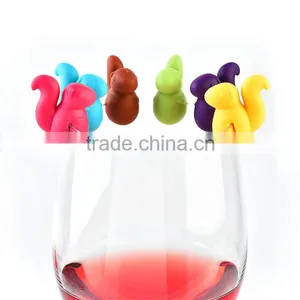 Cute Cartoon Shape Squirrel Party Wine Plug Set, Colorful Squirrel Bottle Stopper thumbnail-2