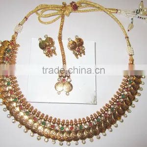 Coin Gold Tone Necklace EARRING Set thumbnail-1
