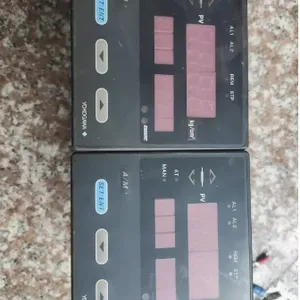 YOKOGAWA UT37 thumbnail-2