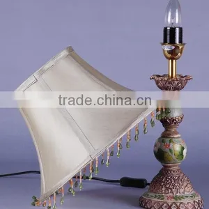 Antique Bedside Resin Table Lamp thumbnail-4