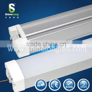High Lumens & Easy Installation IP65 Clear Led Tri-proof Light for Packing Lots, Warehouse, Cleaning Room, Duck Shelter thumbnail-4