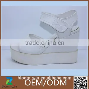 New Design Beautiful PU Leather Wedge Heel Sandals Shoes for Women thumbnail-3