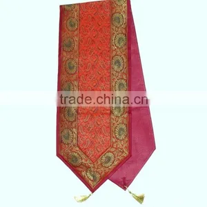 Indian Silk Table Runner With 6 Place Mats & 6 Coaster in Maroon Color Size 16*62 thumbnail-4