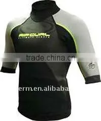 3.0mm Short Sleeve Surfing Wetsuit thumbnail-1