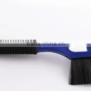 Long Handle Extendable Ice Scraper With Snow Brush thumbnail-3