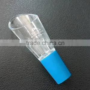 Plastic Wine Pourer, Cheap Wine Pourer, Plastic Bottle Pourer thumbnail-1