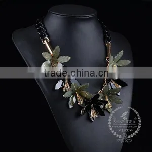 High Quality Vintage Style Flower Chunky Statement Necklace Tin Alloy Fashion Women Pendant Necklace 6390080 thumbnail-2