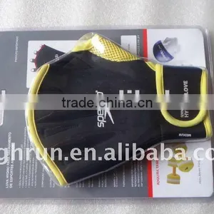 Neoprene Gloves thumbnail-1