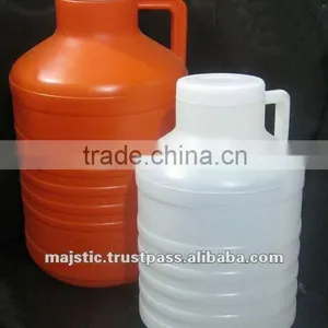 PLASTIC JERRY CAN HIGH DENSITY POLYETHYLENE thumbnail-1