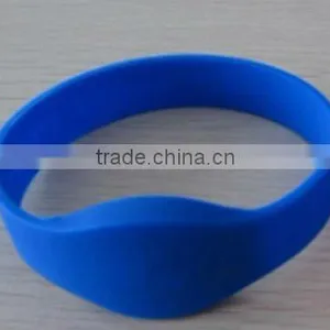 RFID Silicon Wristband thumbnail-1
