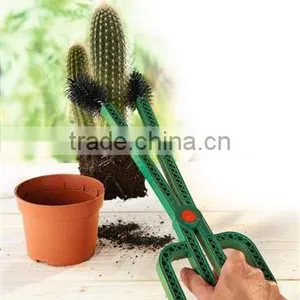 Plastic Cactus Pliers thumbnail-1