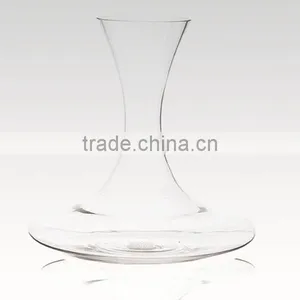 Transparent Highly Popular Shaped Glass Wine Decanter Wine Aerator Decanter thumbnail-1