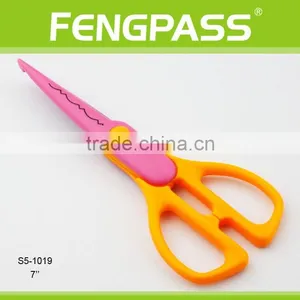 S5-1019 7 Inch 2Cr13 Stainless Steel Blade With Colorful Plastic Handle Art Scissors thumbnail-1