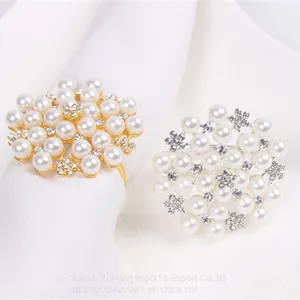 Wholesale Diamond Pearl Napkin Ring Wedding Hotel Napkin Button Holder thumbnail-1