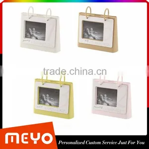Desktop Photo Frame and Money Box and 2016 Calendar thumbnail-2