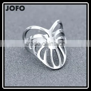 Charming Hollow Love Heart Stainless Steel Fashion Ring Size 6 7 8 9 10 thumbnail-1
