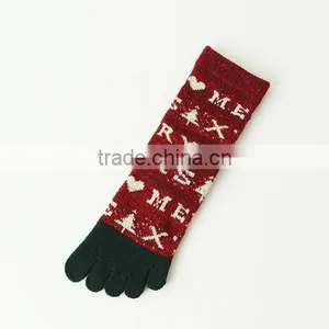 Bulk Wholesale Hot Sale Winter Fashion Thick Wool Yoga Injinji Custom Design Christmas Woman Cashmere Warm Toe Sock thumbnail-5