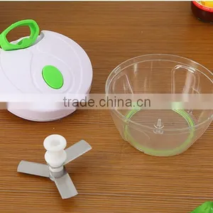 High Quality Mini Twist Chopper Multifunctional Hand Vegetable and Fruit Speedy Chopper thumbnail-3