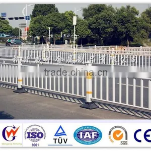 Factory Supply Galvanized Steel Electrostatic Spraying Municipal Fence thumbnail-1