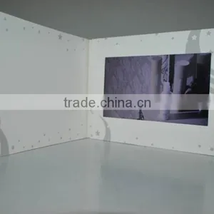 Hot Sale 7 Inch 1080p Video Playing Lcd Wearable Business Badge for Advertising thumbnail-5