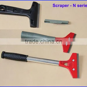 Long Hand Plastic Ice Scraper for Car Window thumbnail-4