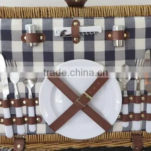 China Customized Cheap 2 Person Type Insulation Wicker Willow Picnic Basket With Cheeseboard Cooler Bag thumbnail-4