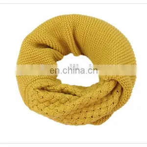 Wholesale Loose Knit Acrylic Infinity Loop Circle Scarves thumbnail-5