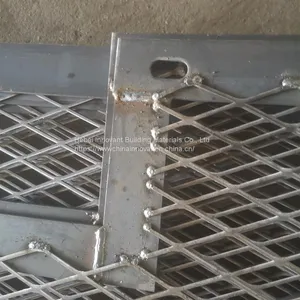 Diamond Expanded Wire Mesh Fence thumbnail-3