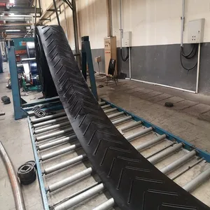 V Patterns C5 C32 Herringbone Rubber Conveyor Belt thumbnail-4
